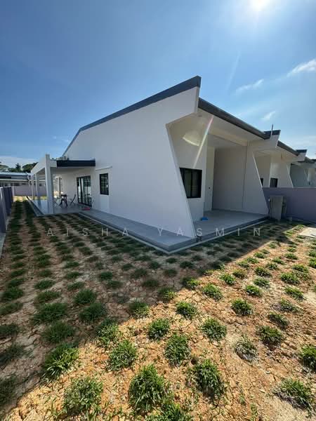Rumah Teres 1-Tingkat untuk Dijual di Petra Jaya (Kuching) - Aisha Yasmin - PropertyGuru.com.my
