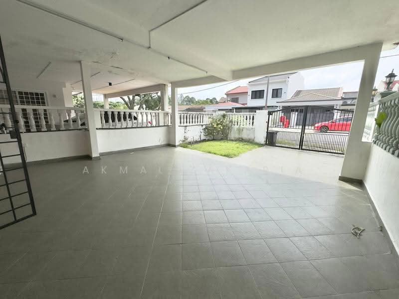 1-storey Terraced House for Sale in Taman Universiti Ss3 (Petaling Jaya) - Akmal Zakaria - PropertyGuru.com.my