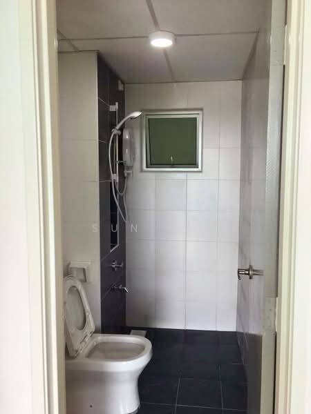 Service Residence for Rent at D'Tasek Residences (Tasek Impian) - Sun Yap - Bathroom - PropertyGuru.com.my