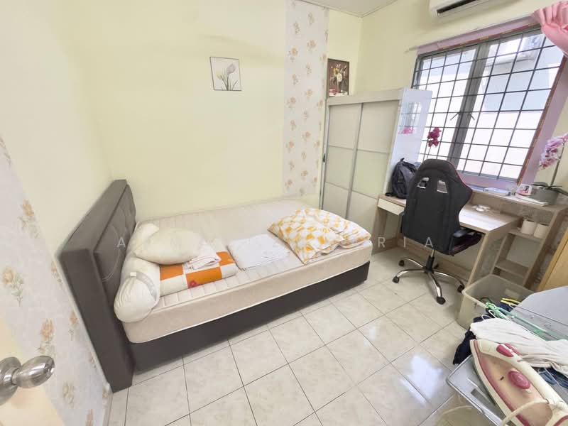 1-storey Terraced House for Sale in Bandar Kinrara Seksyen 1 (Bandar Kinrara) - Akmal Zakaria - PropertyGuru.com.my