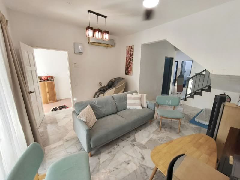 2-storey Terraced House for Sale in Saujana Utama 2 (Ijok) - Yasmin Sulaiman - Living Room - PropertyGuru.com.my