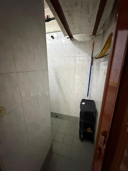 Rumah Flat untuk Dijual di Ketapang Flat - Daniel Yong - Interior - PropertyGuru.com.my
