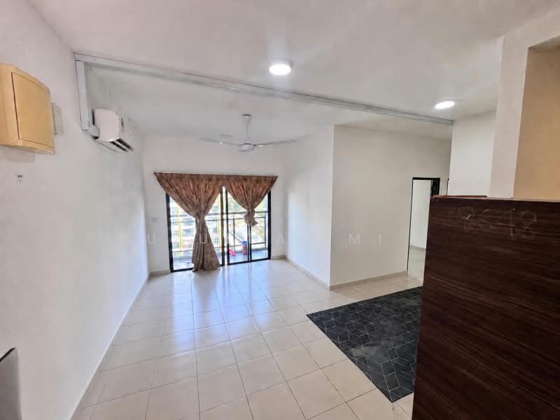 Condominium for Sale at Residensi Damai - NUZULHAKIMI . - Living Room - PropertyGuru.com.my