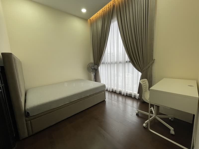 Condominium for Sale at The Estate - Rita Loh - Bedroom - PropertyGuru.com.my
