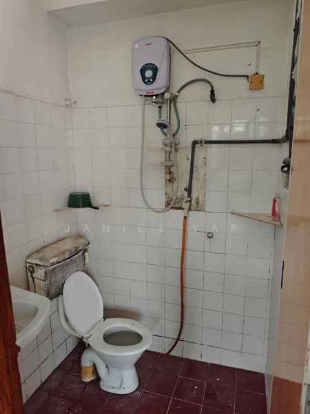 Rumah Teres 2-Tingkat untuk Dijual di Ampang Jaya (Ampang) - Janice Yap - Bathroom - PropertyGuru.com.my