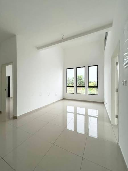 Rumah Teres untuk Dijual di Taman Desa Tebrau (Tebrau) - Jovel Lim - Living Room - PropertyGuru.com.my