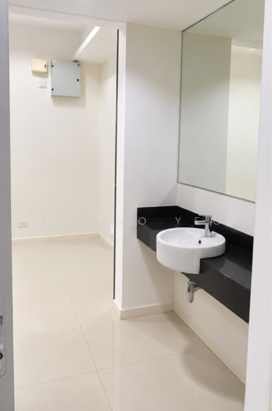 Kediaman Servis untuk Dijual di Tropicana Avenue - Kenjjo Yeo - Bathroom - PropertyGuru.com.my