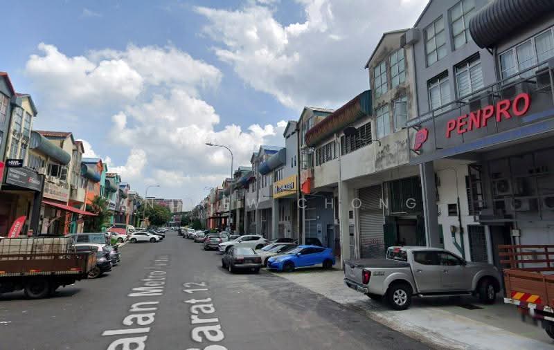 Terrace Factory for Sale in Sri Edaran Industrial Park (Batu) - Andrew Chong - Exterior - PropertyGuru.com.my