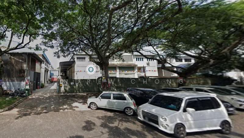 Terrace Factory for Sale in Sri Edaran Industrial Park (Batu) - Andrew Chong - Exterior - PropertyGuru.com.my