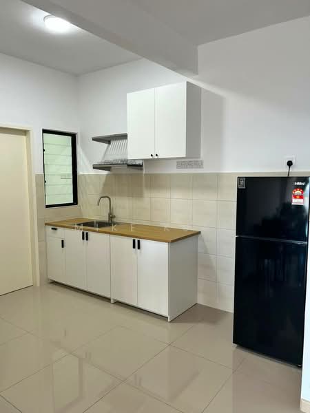 Service Residence for Rent at Rubica @ Harbour Place - Mike Kuar - Kitchen - PropertyGuru.com.my
