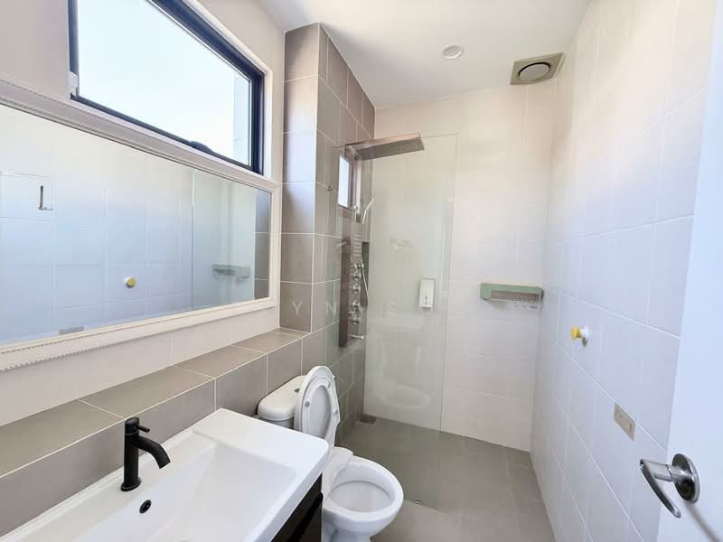 Rumah Teres 2-Tingkat untuk Dijual di Telok Panglima Garang (Selangor) - Elyn Soo - Bathroom - PropertyGuru.com.my