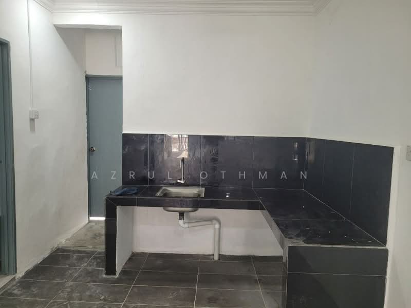 Rumah Teres 1-Tingkat untuk Dijual di Tampin (Negeri Sembilan) - Azrul Othman - Kitchen - PropertyGuru.com.my