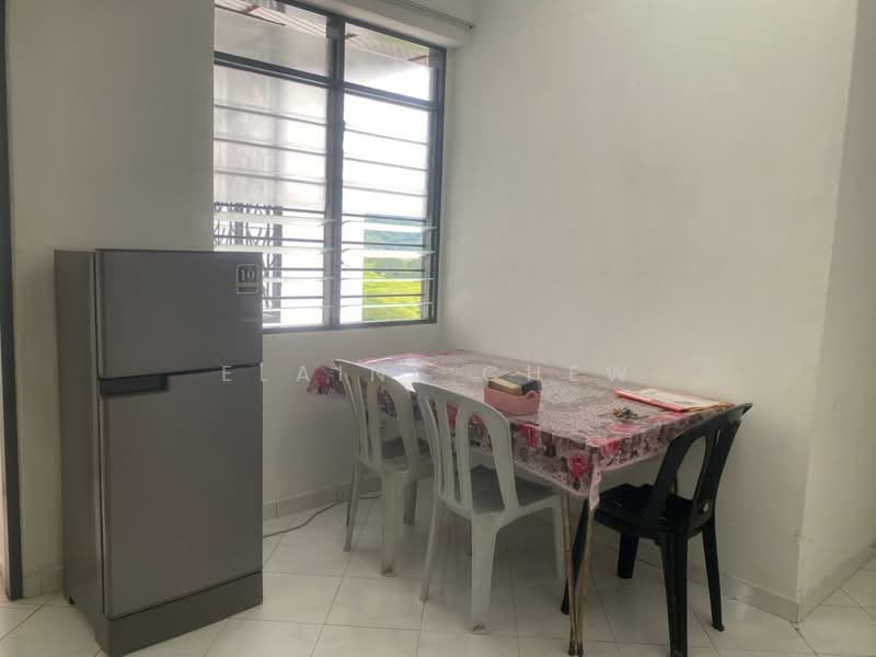 Kondominium untuk Disewa di University Heights - Elaine Chew - Dining Room - PropertyGuru.com.my