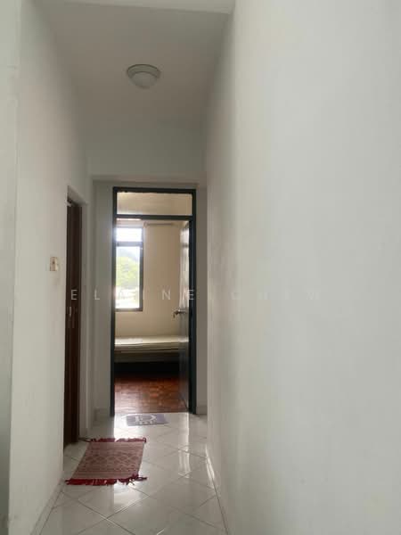 Kondominium untuk Disewa di University Heights - Elaine Chew - Corridor - PropertyGuru.com.my
