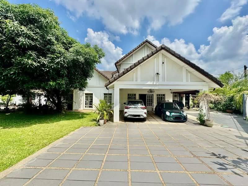 Bungalow House for Sale in Seksyen 12 (Shah Alam) - Sa'a Nordin - Exterior - PropertyGuru.com.my