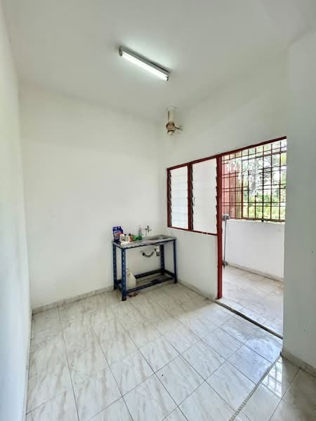 Flat for Sale at Taman Pulai Utama - Shirley Haw - PropertyGuru.com.my