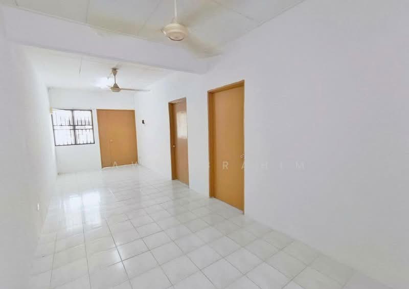 1-storey Terraced House for Sale in Bandar Tasik Kesuma (Beranang) - Hawa Ibrahim - Interior - PropertyGuru.com.my