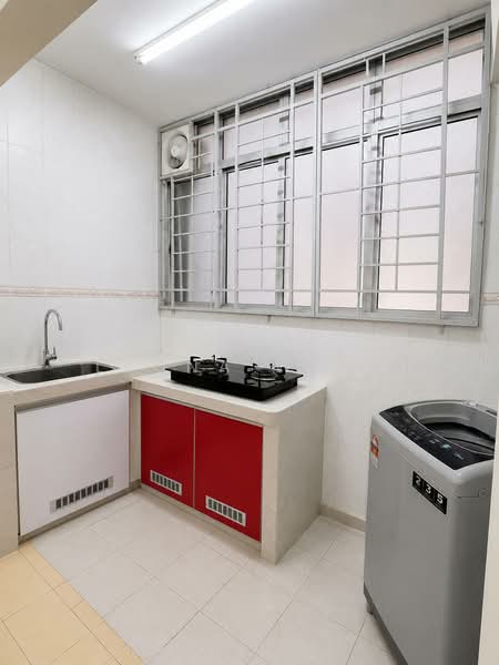 Pangsapuri untuk Dijual di Kenanga Apartment - Leona Wong - Kitchen - PropertyGuru.com.my