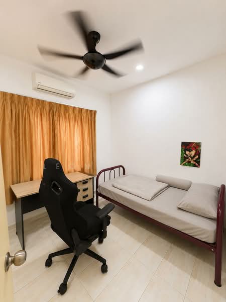 Pangsapuri untuk Dijual di Kenanga Apartment - Leona Wong - Bedroom - PropertyGuru.com.my