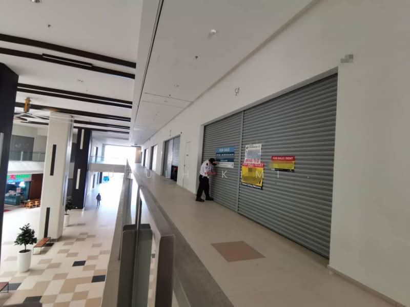 Retail Space untuk Dijual di Bandar Baru Bangi (Selangor) - NUZULHAKIMI . - Corridor - PropertyGuru.com.my