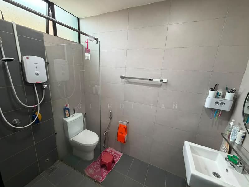 2-storey Terraced House for Sale in Bandar Seri Alam (Masai) - Mui Hui Tan - PropertyGuru.com.my