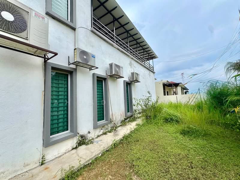 2-storey Terraced House for Sale in Taman Impian Putra (Bangi) - Ahmad Fadlee - PropertyGuru.com.my
