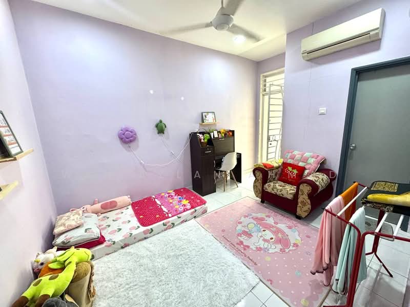 2-storey Terraced House for Sale in Seksyen 33 (Shah Alam) - Wan Azlan Ahmad - PropertyGuru.com.my
