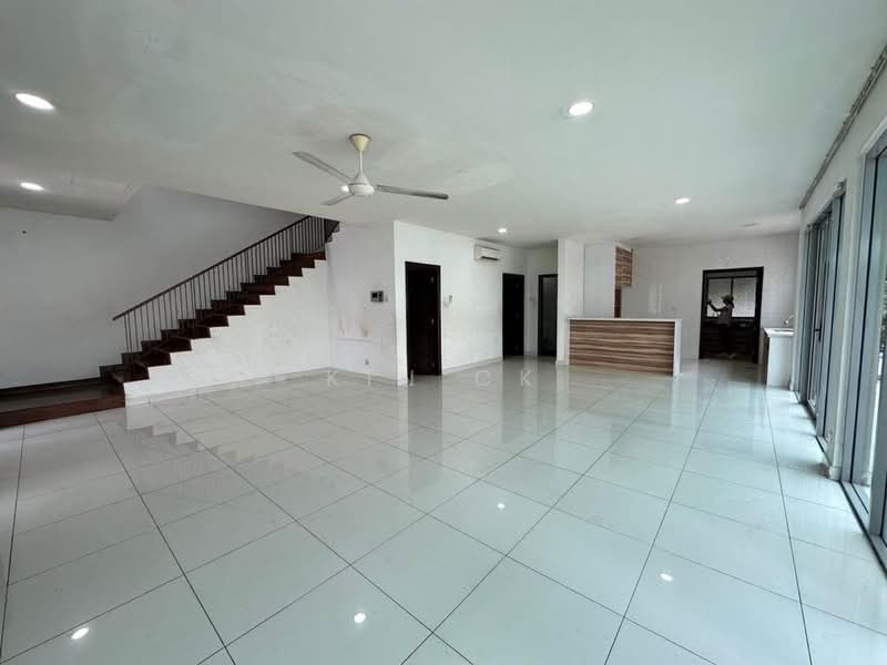 Semi-Detached House for Sale in Sutera Damansara (Damansara Damai) - Kin CK - Living Room - PropertyGuru.com.my