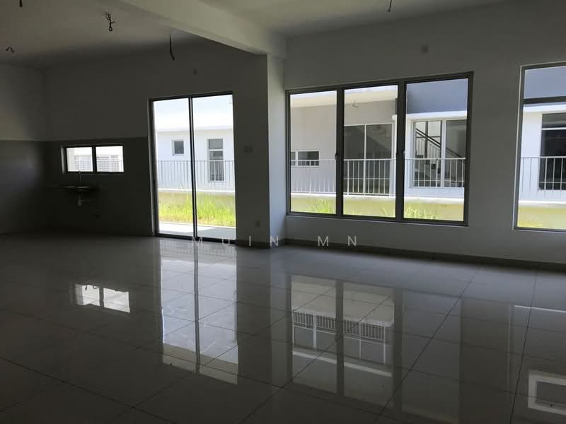 Rumah Berkembar untuk Dijual di Bandar Seri Coalfields (Sungai Buloh) - Muin Mn - Living Room - PropertyGuru.com.my