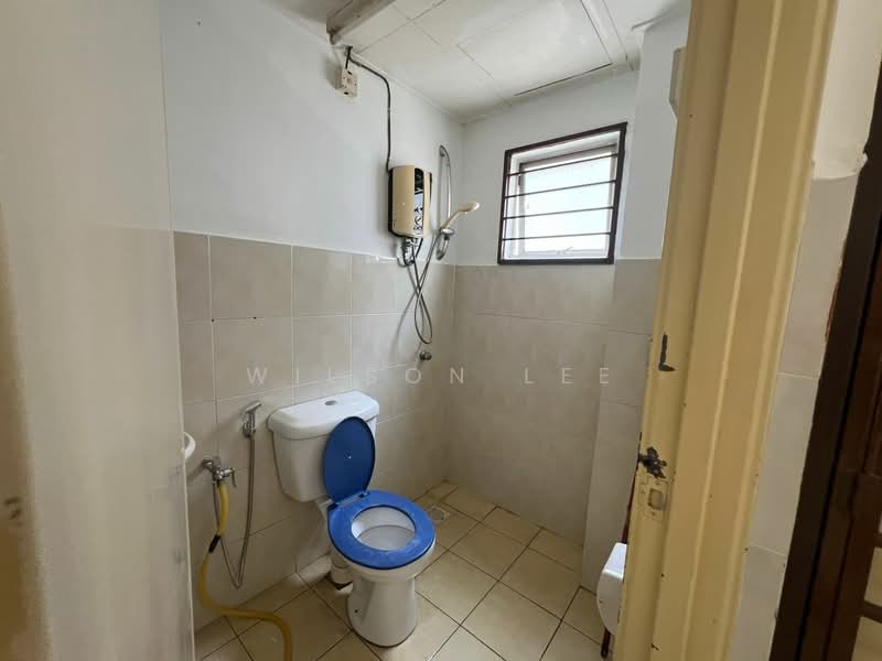 Rumah Teres 2-Tingkat untuk Dijual di Bandar Kinrara (Selangor) - Wilson Lee - Bathroom - PropertyGuru.com.my