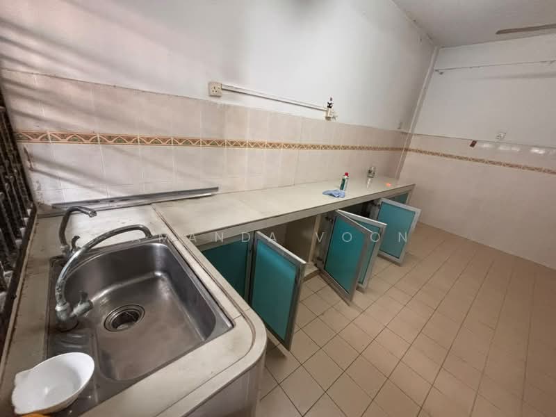 Rumah Teres 2-Tingkat untuk Disewa di Kulai (Johor) - Amanda Voon - Kitchen - PropertyGuru.com.my