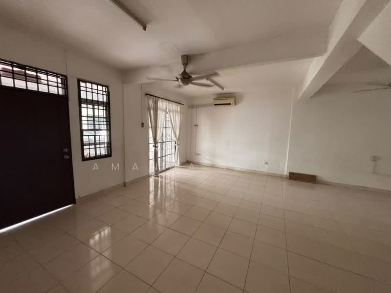 Rumah Teres 2-Tingkat untuk Disewa di Kulai (Johor) - Amanda Voon - Living Room - PropertyGuru.com.my