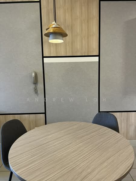 Kediaman Servis untuk Dijual di Continew - Andrew Loh - Dining Room - PropertyGuru.com.my