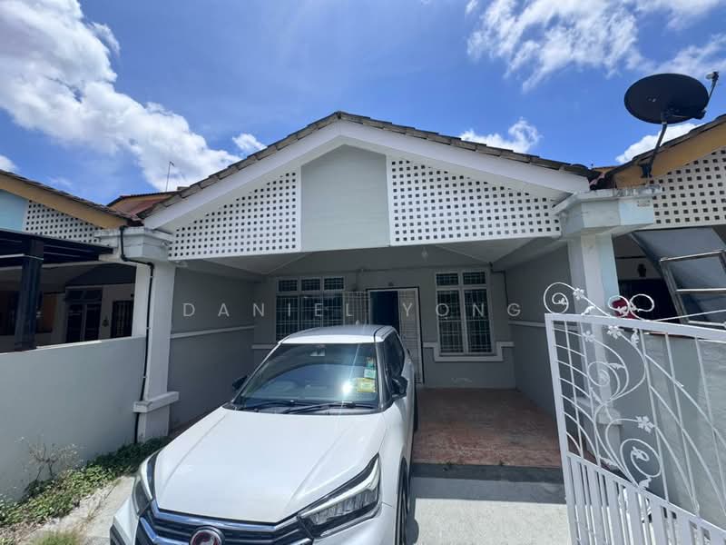 2-storey Terraced House for Sale in Bandar Seri Alam (Masai) - Daniel Yong - Exterior - PropertyGuru.com.my