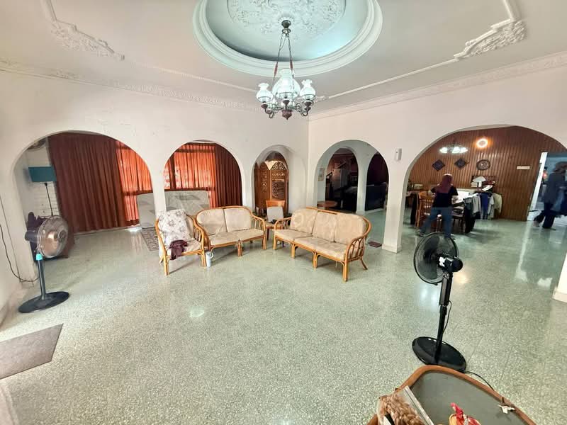 Bungalow House untuk Dijual di Bukit Kuda (Klang) - Nadia Shukri - Living Room - PropertyGuru.com.my