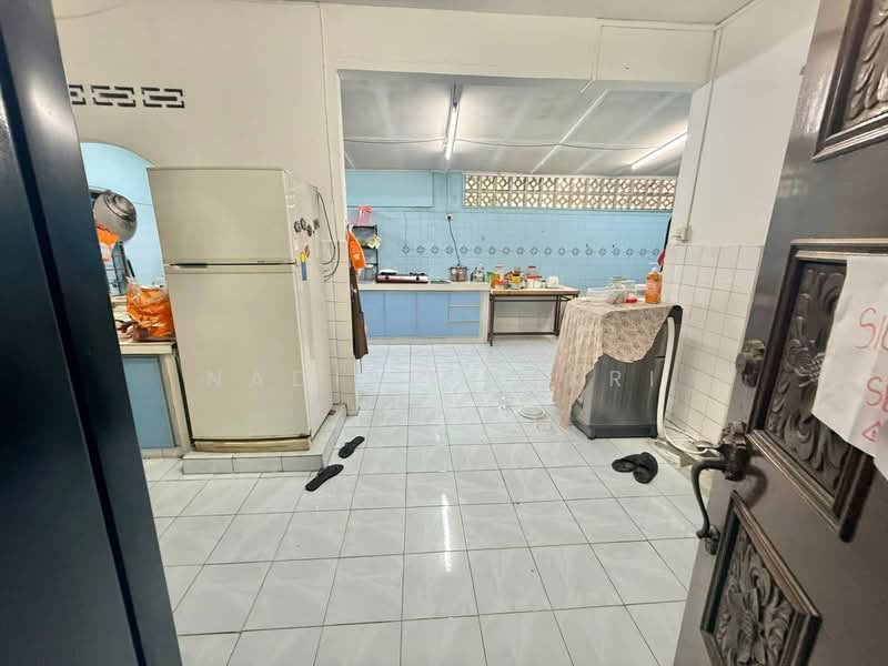Bungalow House untuk Dijual di Bukit Kuda (Klang) - Nadia Shukri - Kitchen - PropertyGuru.com.my