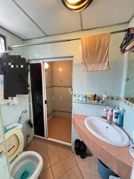 2-storey Terraced House for Sale in Bandar Sri Damansara (Selangor) - Tess Tan - Bathroom - PropertyGuru.com.my