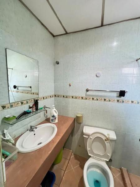 2-storey Terraced House for Sale in Bandar Sri Damansara (Selangor) - Tess Tan - Bathroom - PropertyGuru.com.my