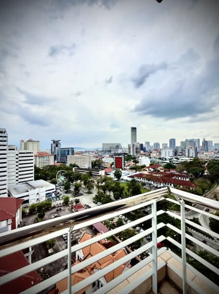 Kondominium untuk Dijual di Mayfair Condominium - Cheryl Chng - Exterior - PropertyGuru.com.my