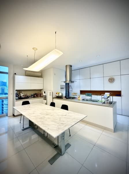 Kondominium untuk Dijual di Mayfair Condominium - Cheryl Chng - Kitchen - PropertyGuru.com.my