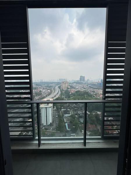 Kediaman Servis untuk Disewa di Avara - Desmond Low - View - PropertyGuru.com.my