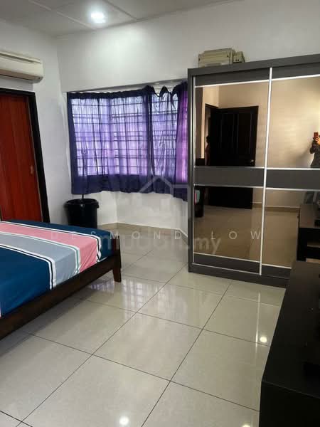 Kondominium untuk Disewa di Bella Vista - Desmond Low - Bedroom - PropertyGuru.com.my