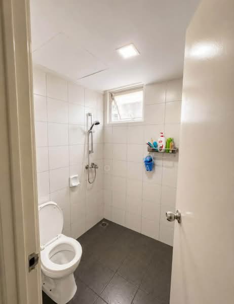 Condominium for Sale at Skyvilla Residences - Jeno Tan - Bathroom - PropertyGuru.com.my