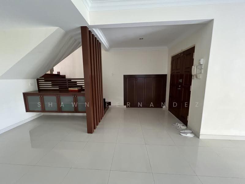 Bungalow House for Rent in Damansara Heights (Kuala Lumpur) - Shawn Fernandez - Entrance - PropertyGuru.com.my