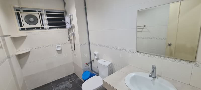 Condominium for Rent at Aseana Puteri - Amanda Lau - Master Bathroom - PropertyGuru.com.my