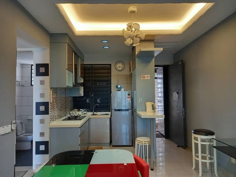 Kediaman Servis untuk Disewa di Univ 360 Place - KK Yap - Kitchen - PropertyGuru.com.my