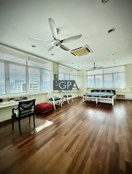Kondominium untuk Dijual di Mayfair Condominium - Cheryl Chng - Bedroom - PropertyGuru.com.my