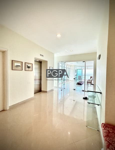 Kondominium untuk Dijual di Mayfair Condominium - Cheryl Chng - Lobby - PropertyGuru.com.my
