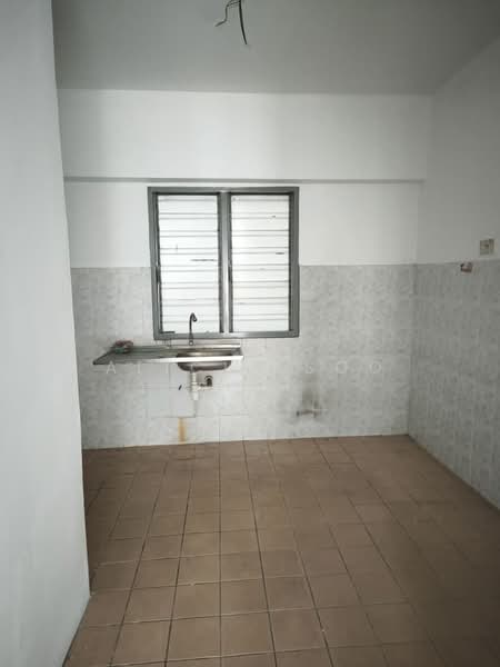 Apartment for Sale at Sri Raya Apartments - Alicia Soo - Kitchen - PropertyGuru.com.my