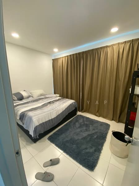 Kediaman Servis untuk Dijual di The Zizz @ Damansara North - Wilson Yap - Bedroom - PropertyGuru.com.my